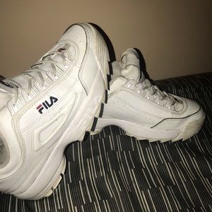Fila distributor shoes